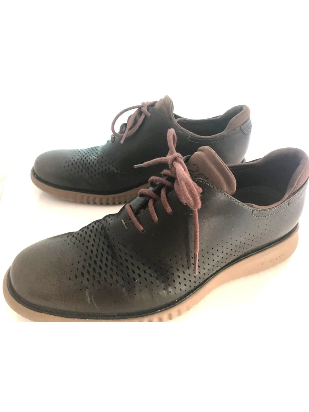 Cole Haan 2.ZEROGRAND Laser Wingtip Oxfords Tan Brown Men's Size 9 M Nice Shape.